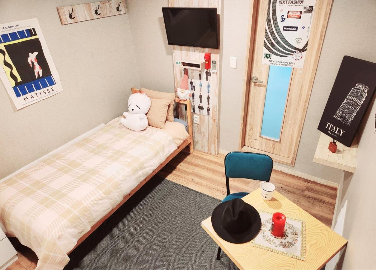 Hongdae Guest House Room#G#E#D#R#M Seoul Exterior photo
